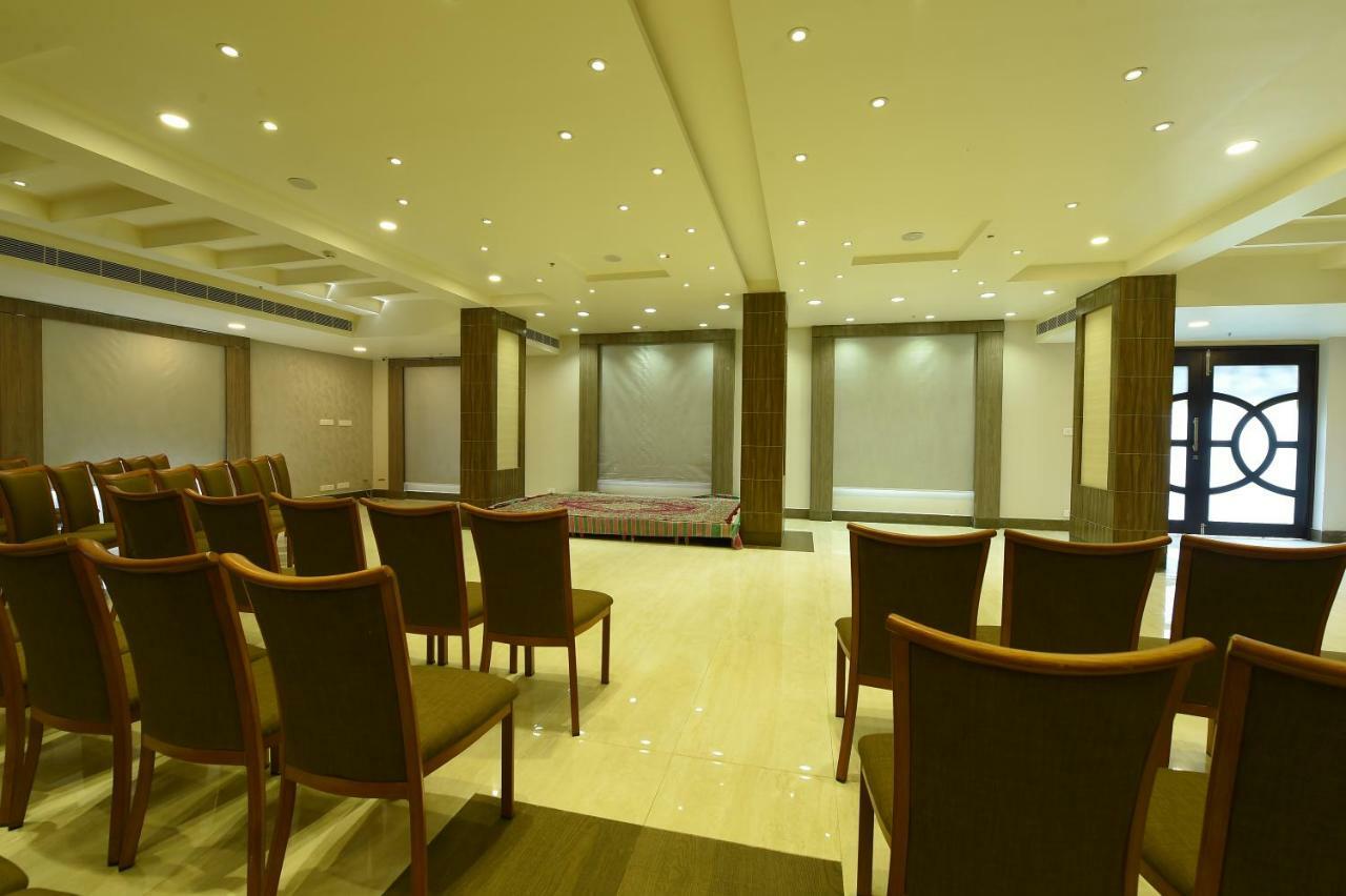 Mayas Kem Pride Tiruchirappalli Exterior photo