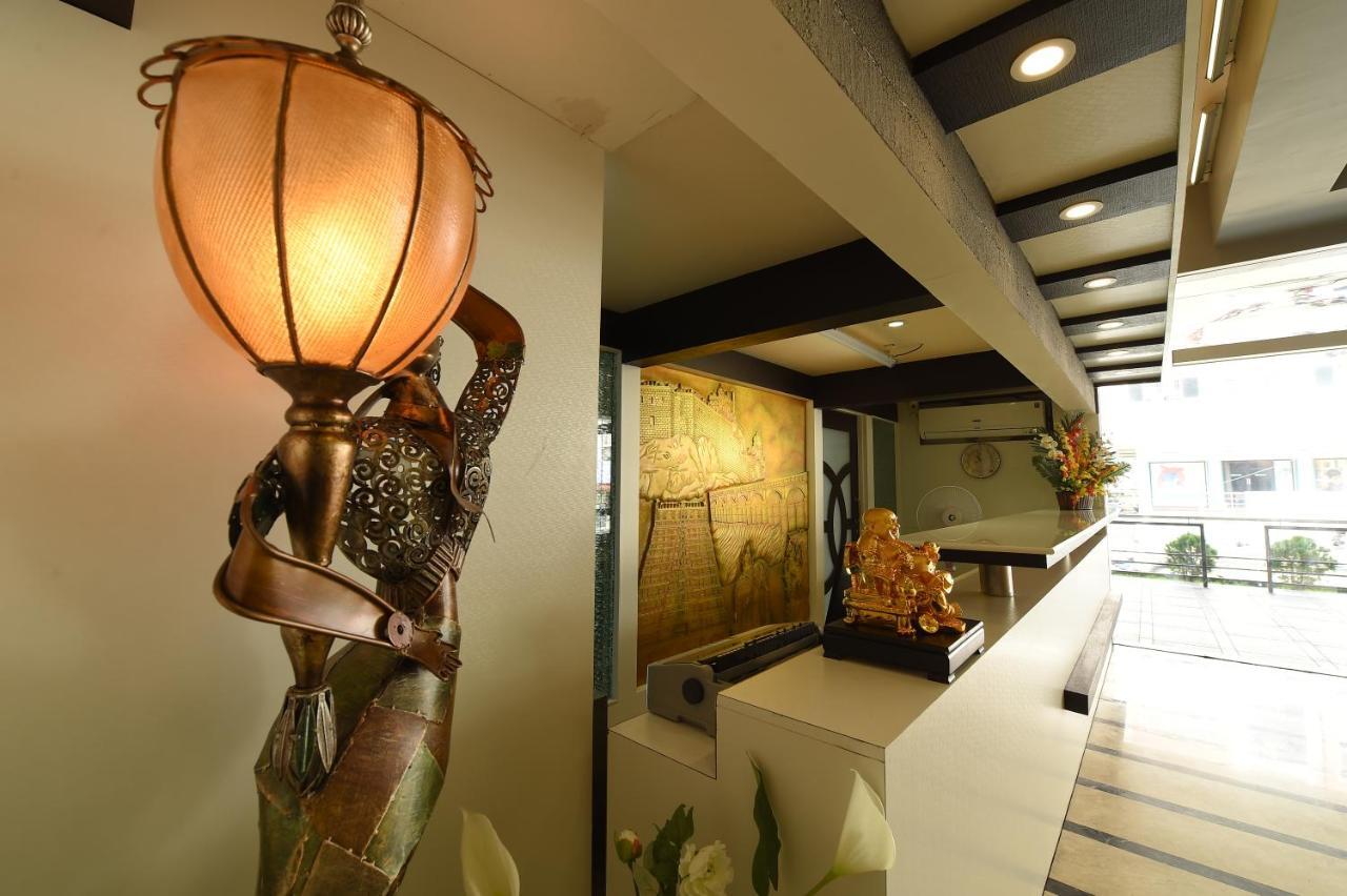 Mayas Kem Pride Tiruchirappalli Exterior photo